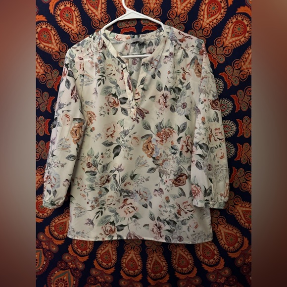 ❤️ Dalia Floral Print Blouse size medium - Picture 7 of 15